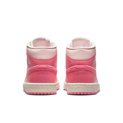 (WMNS) Air Jordan 1 Mid 'Strawberries and Cream' BQ6472-186